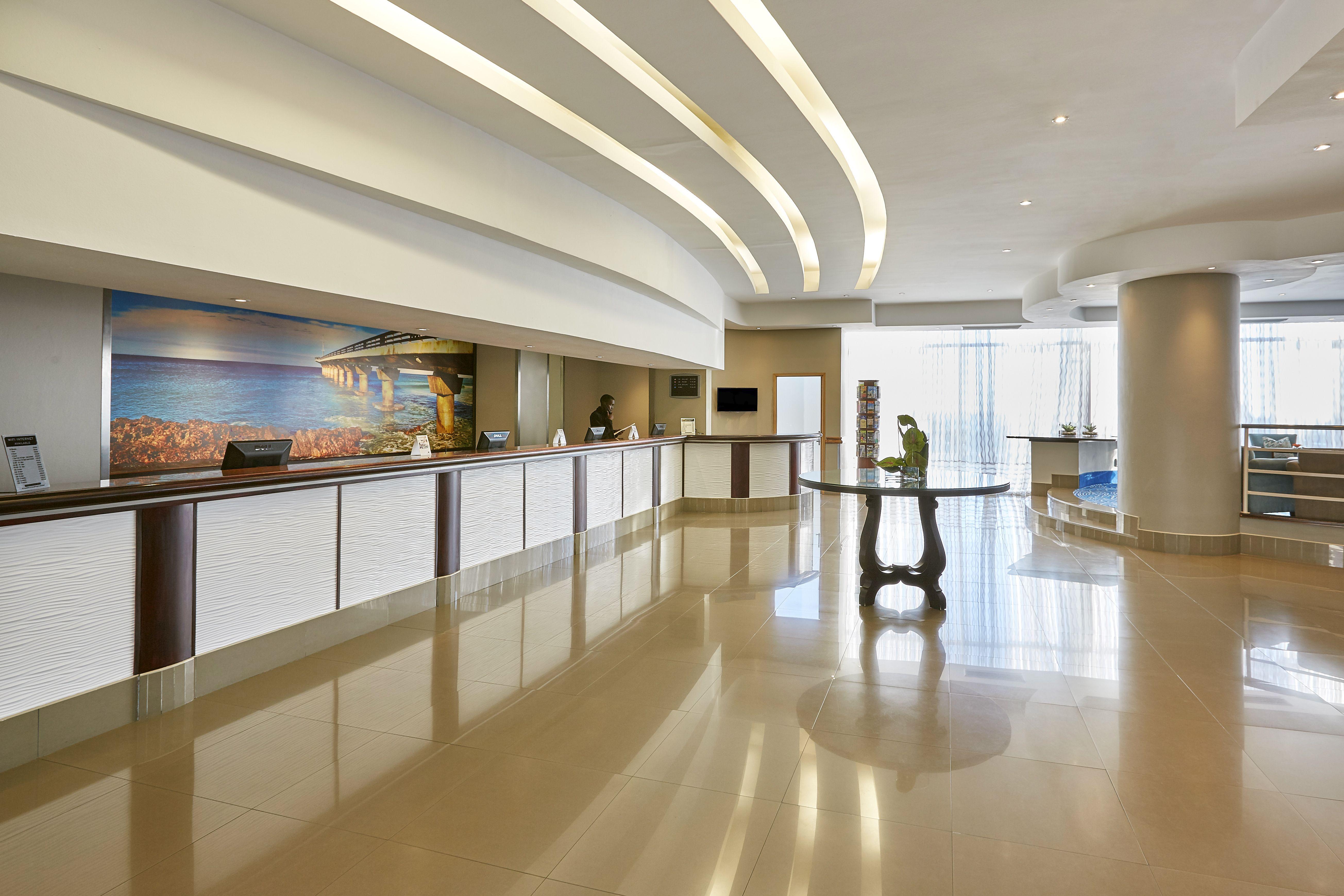Garden Court Kings Beach Порт Елизабет Екстериор снимка