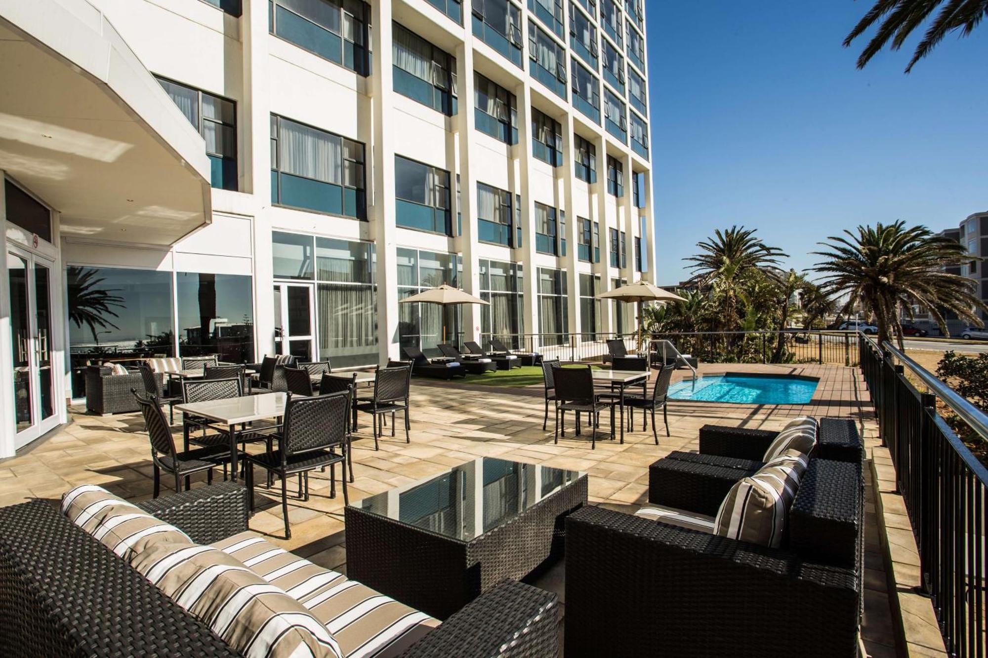 Garden Court Kings Beach Порт Елизабет Екстериор снимка