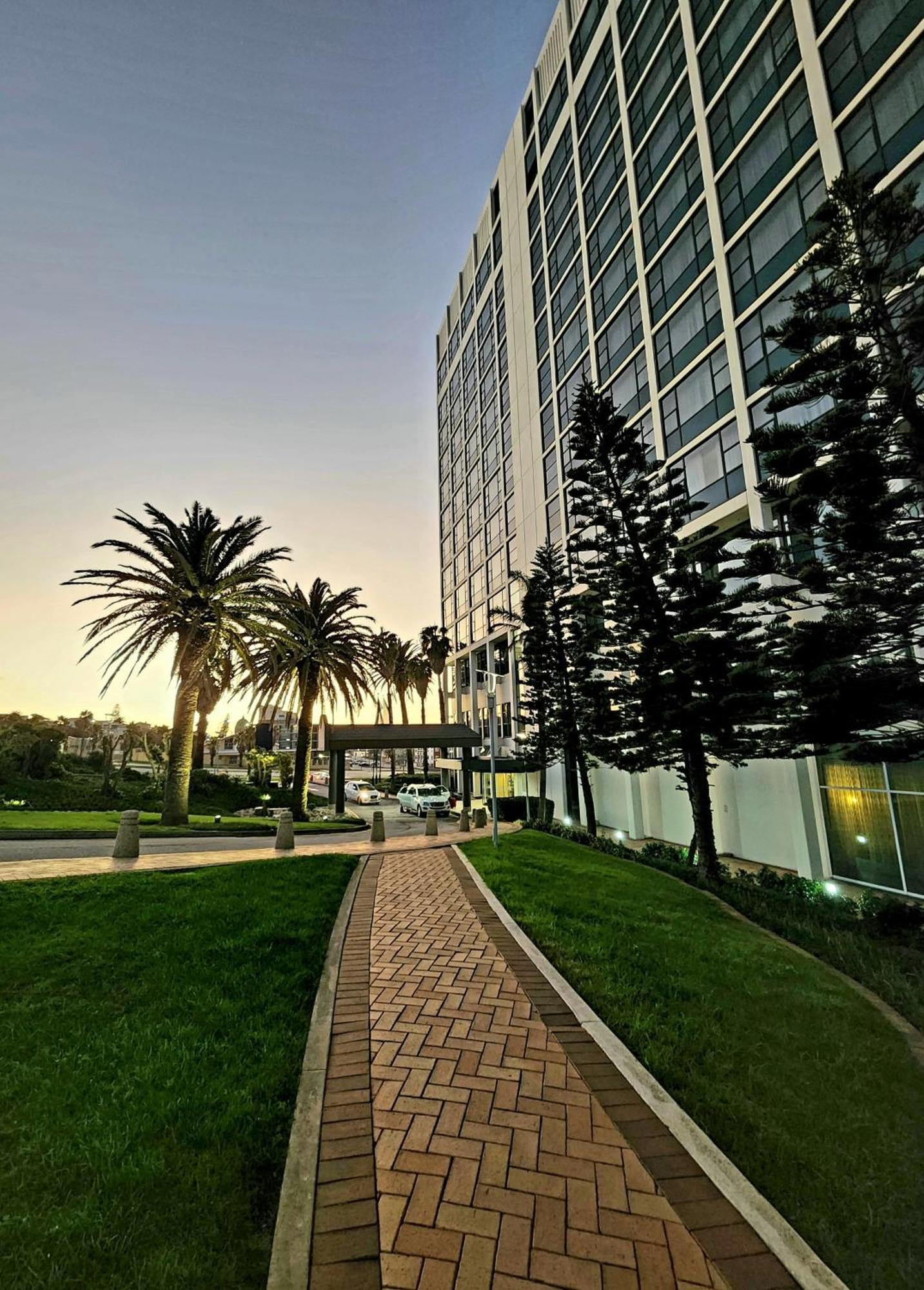 Garden Court Kings Beach Порт Елизабет Екстериор снимка